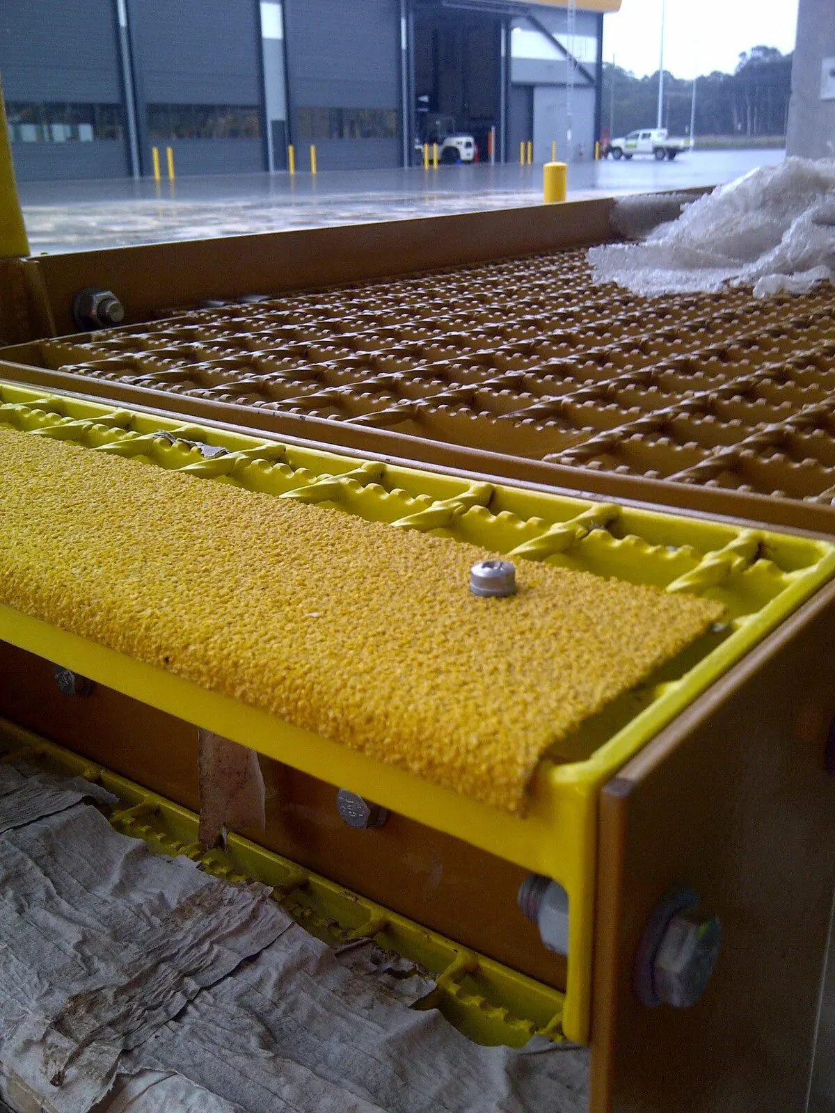 Anti - Slip Treads - 1200mm x 70mm x 25mm Industro