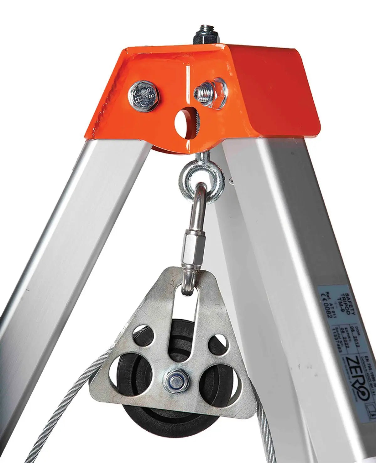 Confined Space Tripod and Winch Kit 2.9M, Includes Harness, Spreader Bar and Karabiners Industro