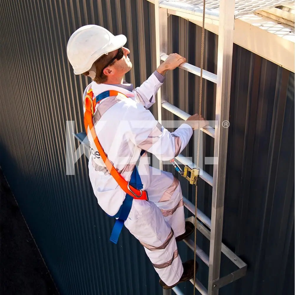 ARRESTA™ SL228 Vertical Line Fall Arrestor with Shock Absorber for attaching to vertical Ladders Sayfa