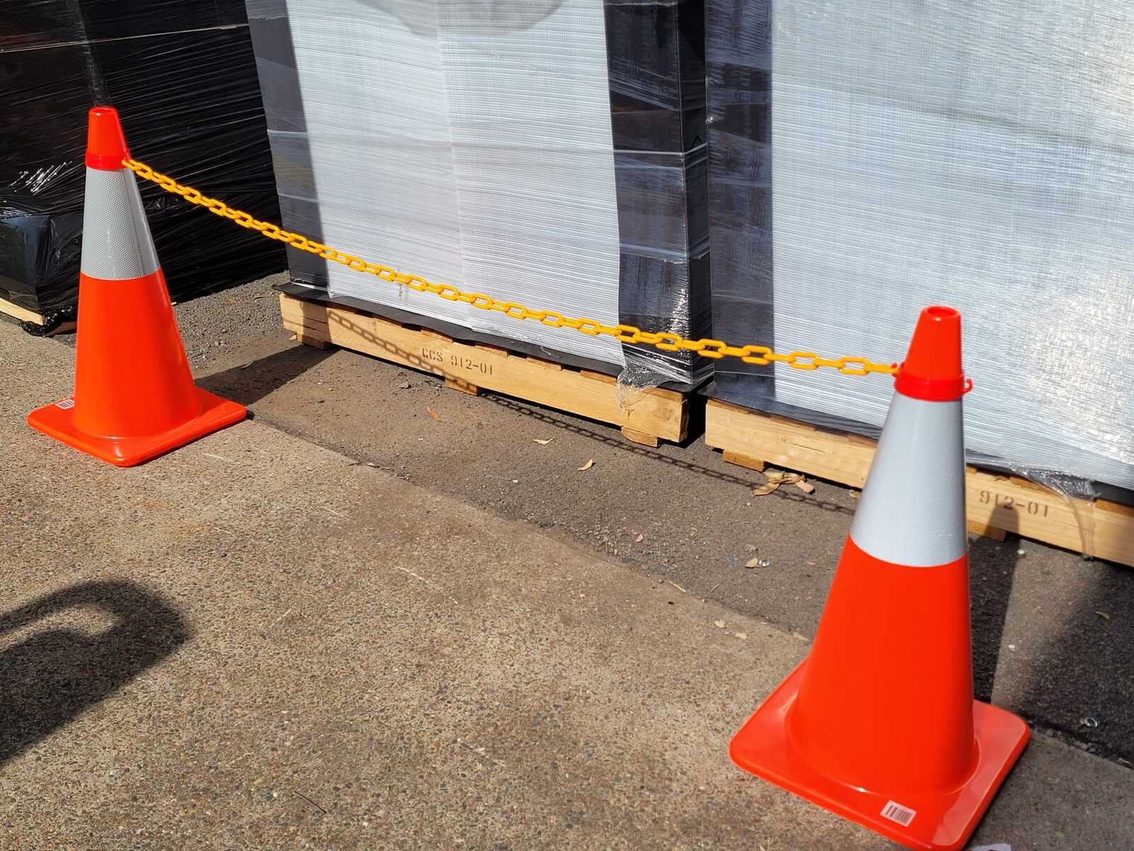 Traffic Cone Chain Hoops - Pack of 10 Industro