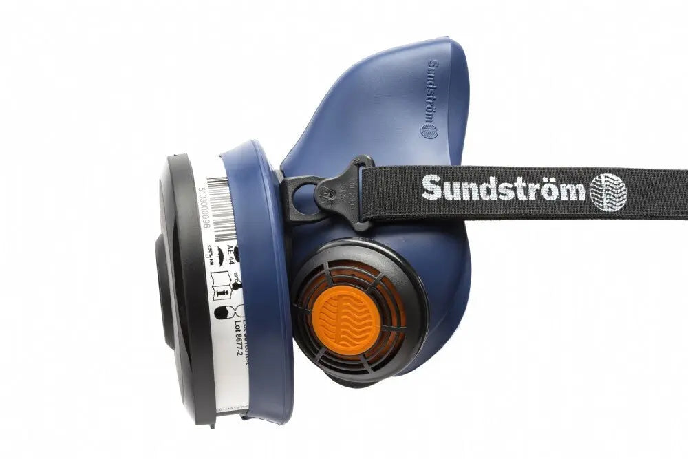 Sundström® SR100 Half Face Respirator - Sundstrom Sundstrom