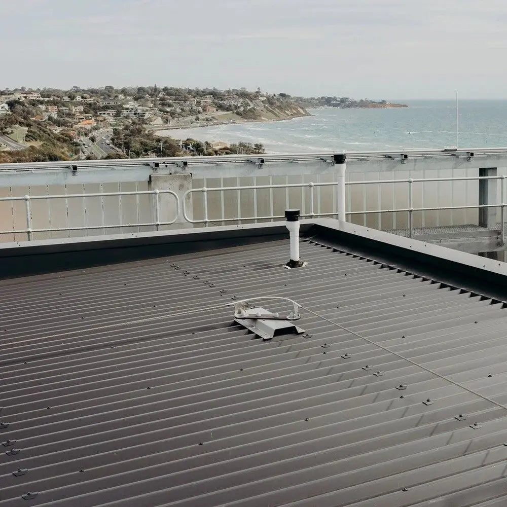 Travel8™ Metal Deck Mount 90º Corner Module Industro